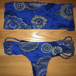 San Lorenzo Bikini.